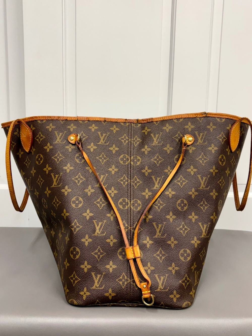 Louis Vuitton Monogram Neverfull GM - Picture 4 of 14